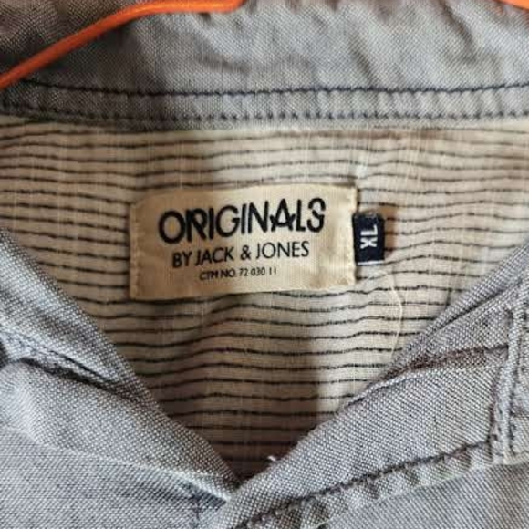 Jack & Jones t shirt size xl - Picture 2 of 2